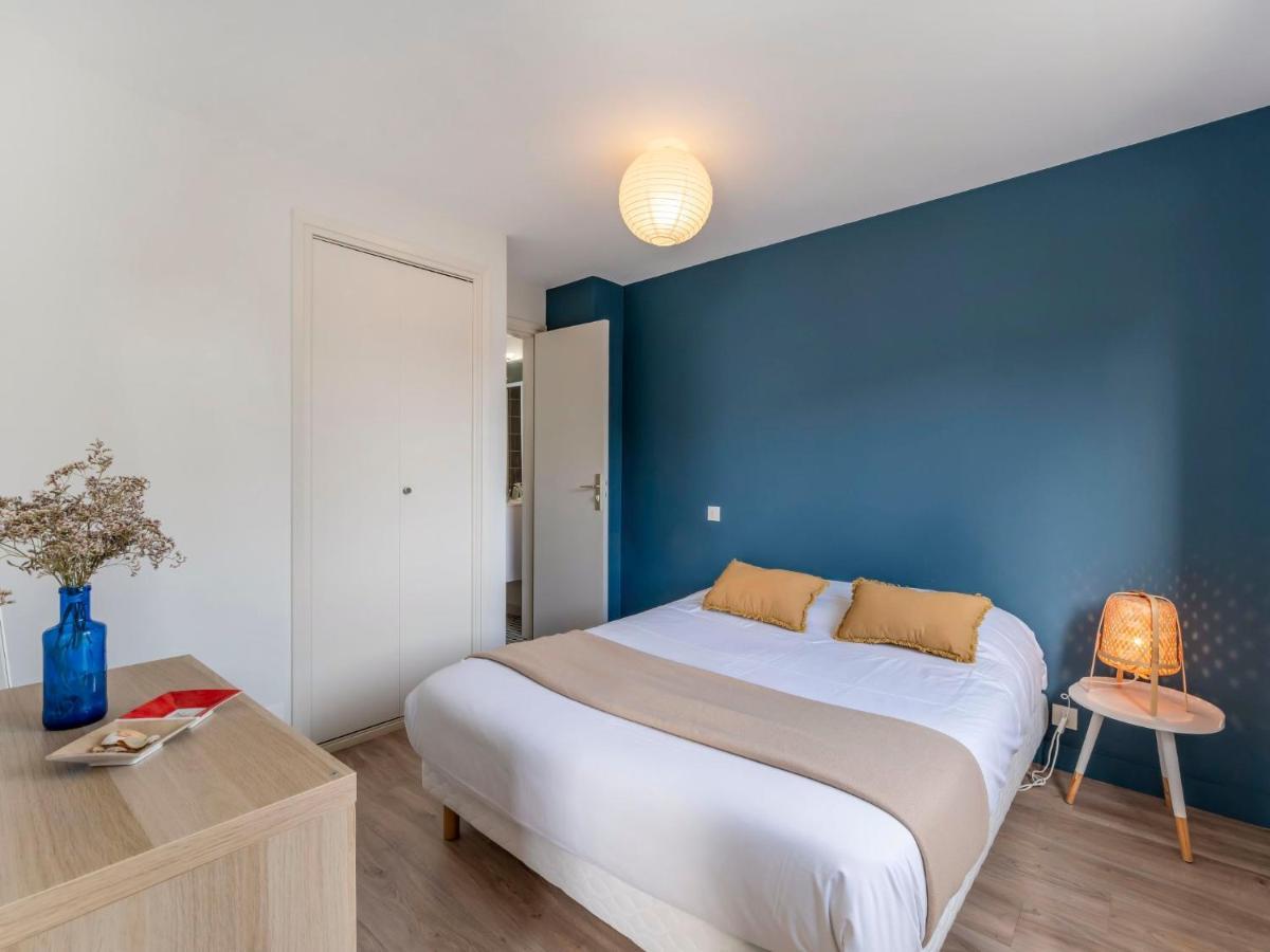 Les Embruns-5 By Interhome *